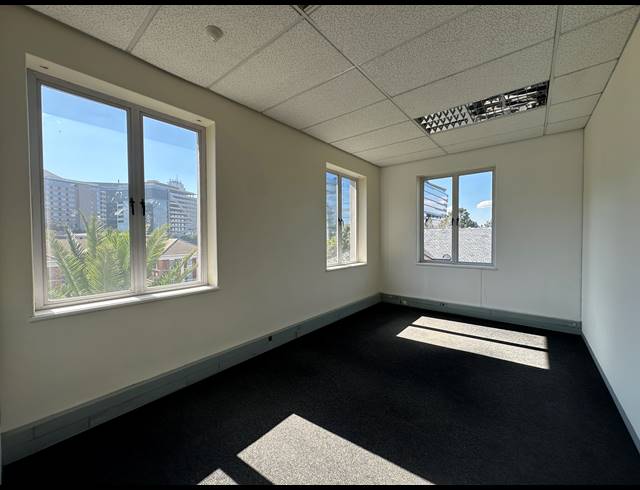 1,172M² OFFICE TO LET IN SANDTON CENTRAL